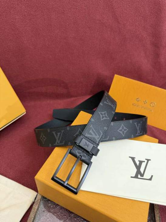 Picture of Louis Vuitton Belts _SKUfw215539214fw
